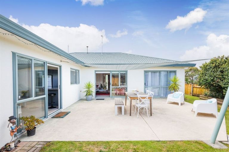 Photo of property in 106 Parnell Heights, Kelvin Grove, Palmerston North, 4414