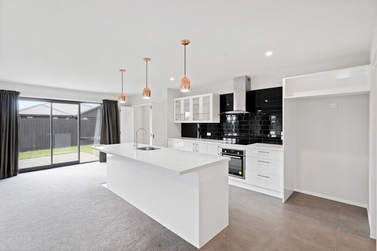 Photo of property in 22 Leader Street, Marshland, Christchurch, 8083