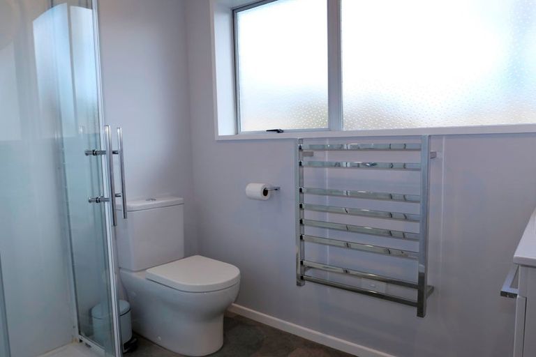 Photo of property in 7a Belvedere Avenue, Waikanae, 5036
