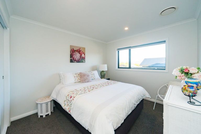 Photo of property in 5 Waimarama Court, Roslyn, Palmerston North, 4414