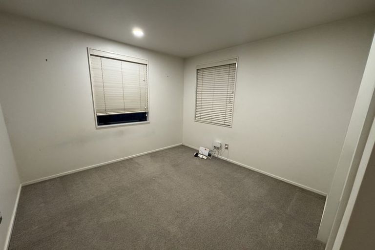 Photo of property in 1/5 Princes Street, Northcote Point, Auckland, 0627