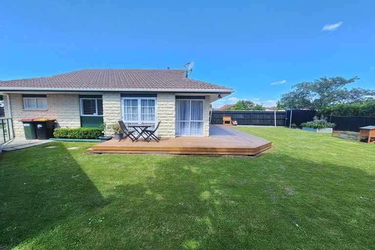 Photo of property in 24 Willowstream Grove, Cloverlea, Palmerston North, 4412