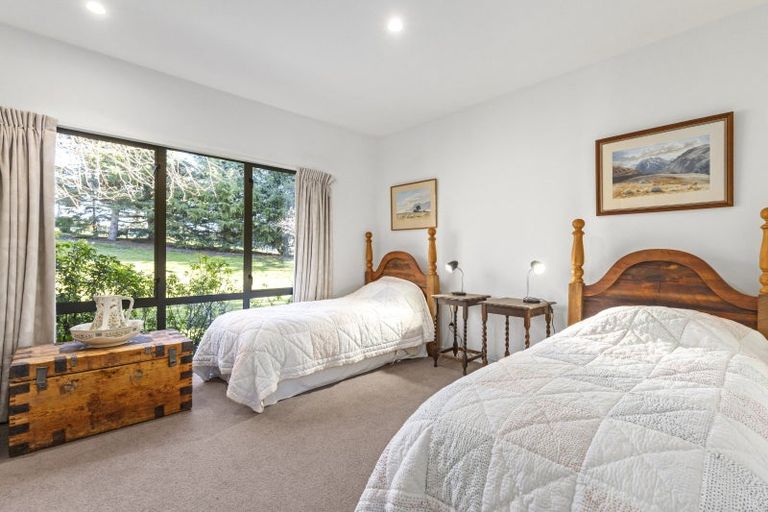 Photo of property in 32 Gladstone Road, Hadlow, Timaru, 7974
