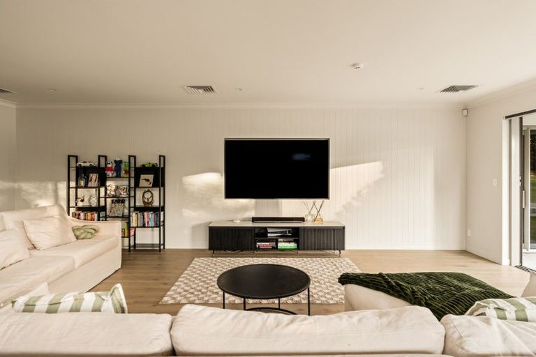 Photo of property in 194 Oceanbeach Road, Mount Maunganui, 3116