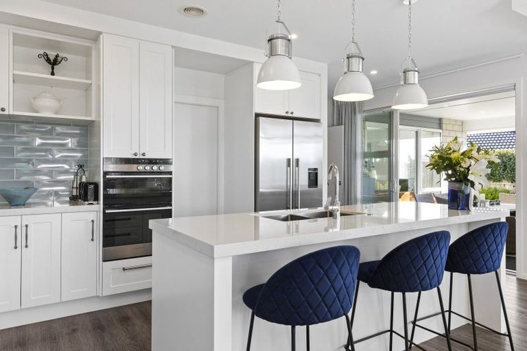 Photo of property in 13 Tuhua Close, Wharewaka, Taupo, 3330