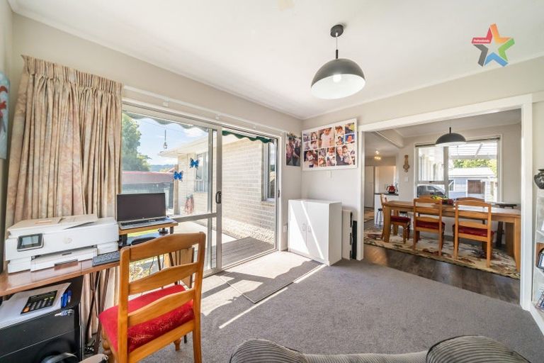 Photo of property in 12a Raukawa Grove, Trentham, Upper Hutt, 5018