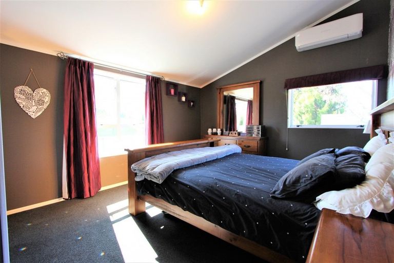 Photo of property in 14 Beryl Place, Pukehangi, Rotorua, 3015