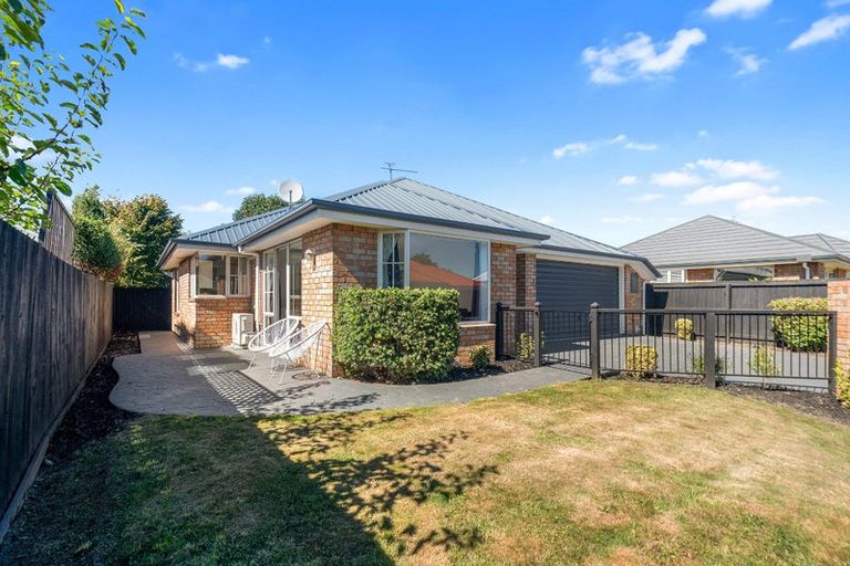 Photo of property in 4 Ashmore Lane, Strowan, Christchurch, 8052