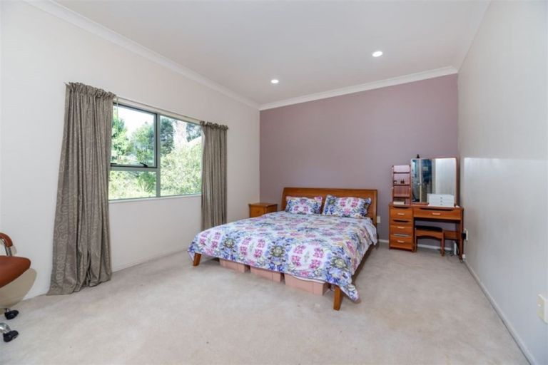 Photo of property in 279c Royal Road, Massey, Auckland, 0614