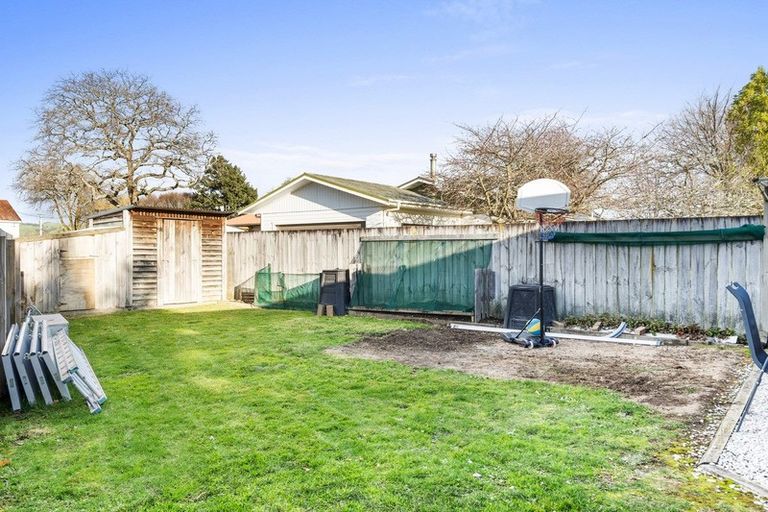 Photo of property in 111a Carlyle Street, Leamington, Cambridge, 3432