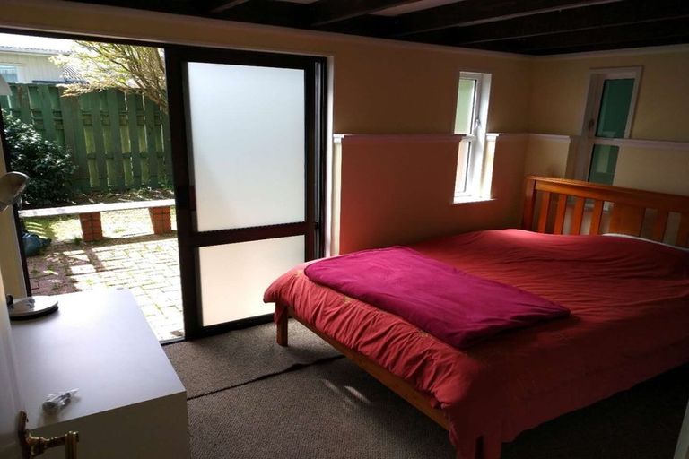 Photo of property in 9 Chisbury Street, Churton Park, Wellington, 6037