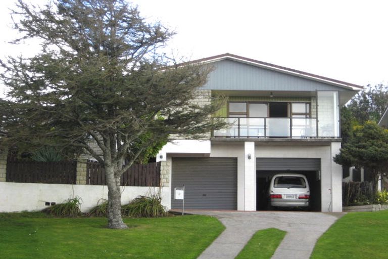 Photo of property in 5 Saint Ives Grove, Whalers Gate, New Plymouth, 4310