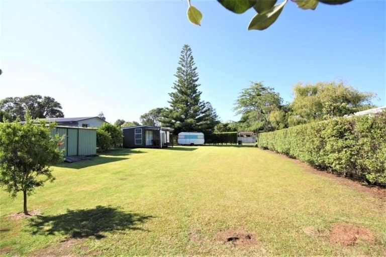 Photo of property in 22 Marlin Place, Whiritoa, Whangamata, 3691