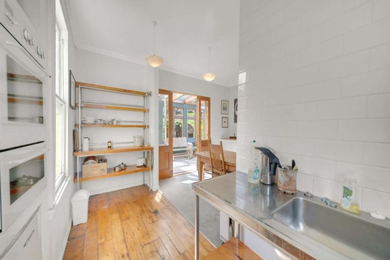 Photo of property in 49 Kauri Street, Ravensbourne, Dunedin, 9022