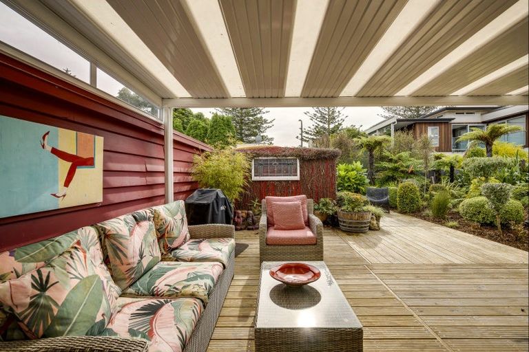 Photo of property in 132 Waghorne Street, Ahuriri, Napier, 4110