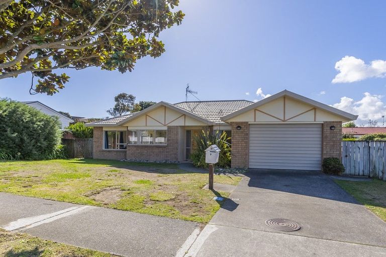 Photo of property in 3 Beachwater Grove, Paraparaumu Beach, Paraparaumu, 5032
