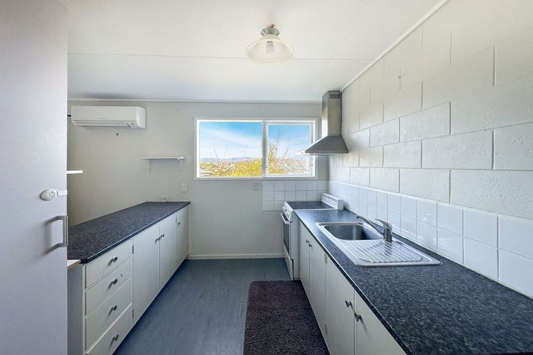 Photo of property in 10a Camellia Terrace, Maungaraki, Lower Hutt, 5010