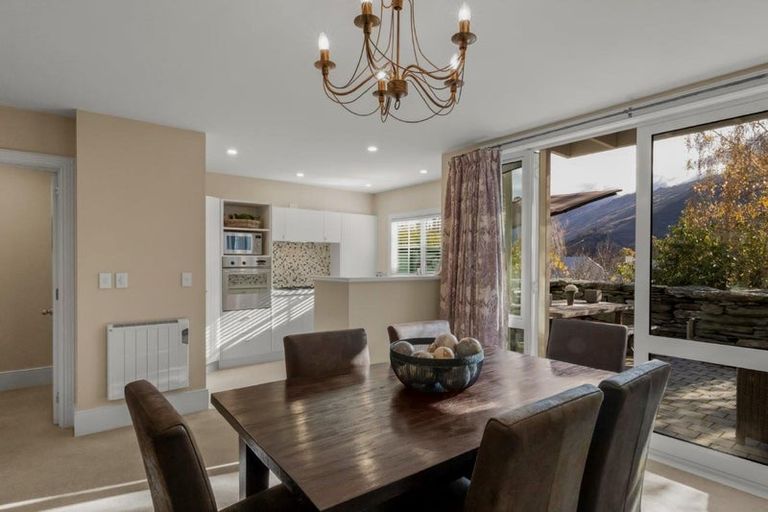 Photo of property in Millbrook Resort, 22 Settlers Way, Arrowtown, 9371