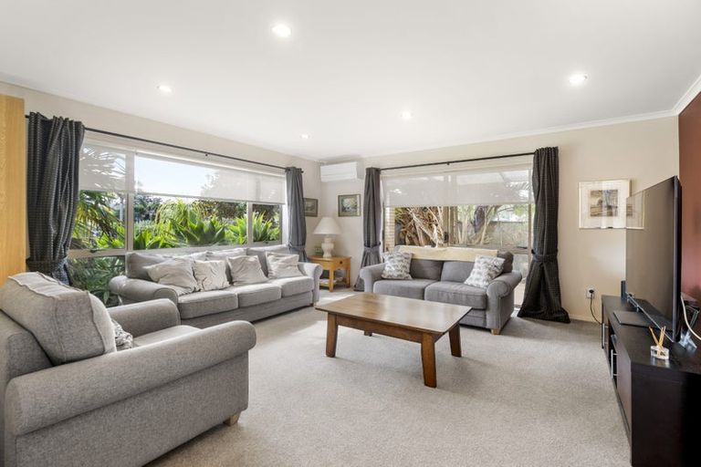 Photo of property in 46 Aberley Road, Schnapper Rock, Auckland, 0632