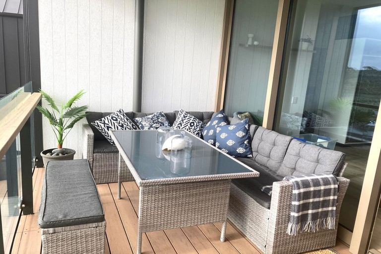 Photo of property in 202/167 Glenvar Ridge Road, Long Bay, Auckland, 0630