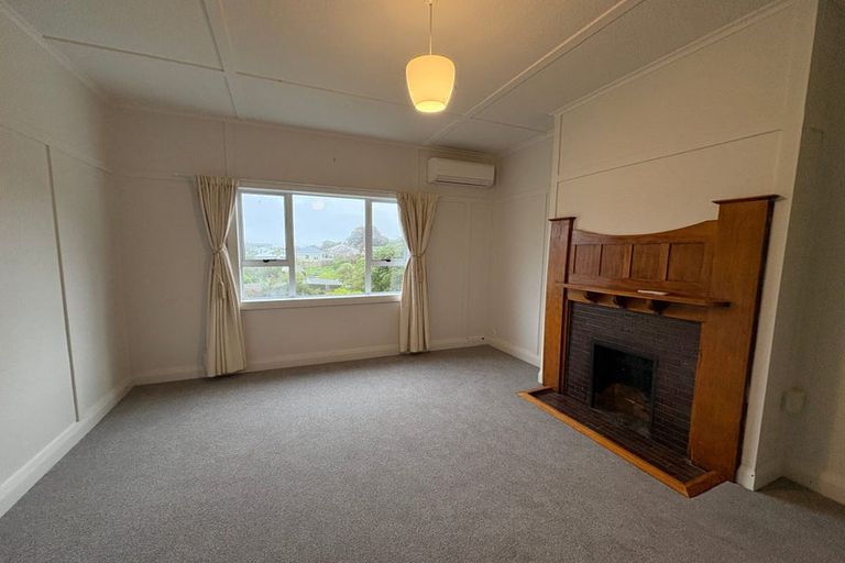 Photo of property in 8 Blythe Street, Berhampore, Wellington, 6023