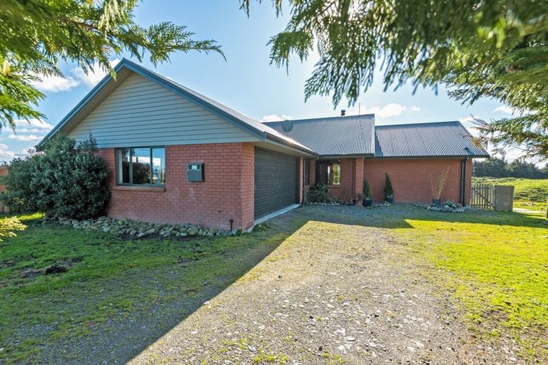 Photo of property in 17 Angus Lane, Tokomaru, Palmerston North, 4474