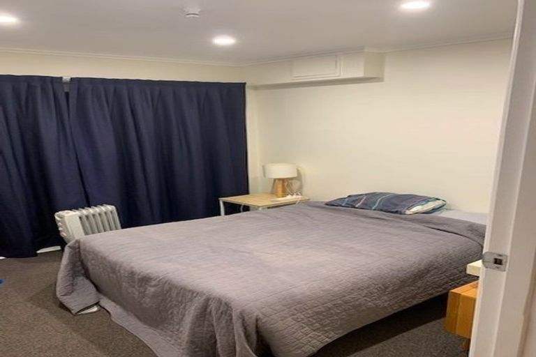 Photo of property in 30 Noall Street, Te Atatu Peninsula, Auckland, 0610