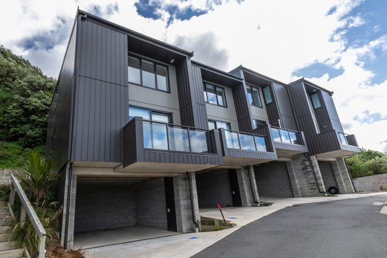 Photo of property in 14/52 High Street, Island Bay, Wellington, 6023