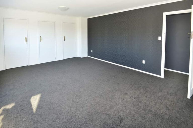 Photo of property in 267 Hobsonville Road, Hobsonville, Auckland, 0618