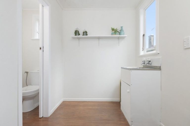 Photo of property in 37 Harrisville Road, Tuakau, 2121