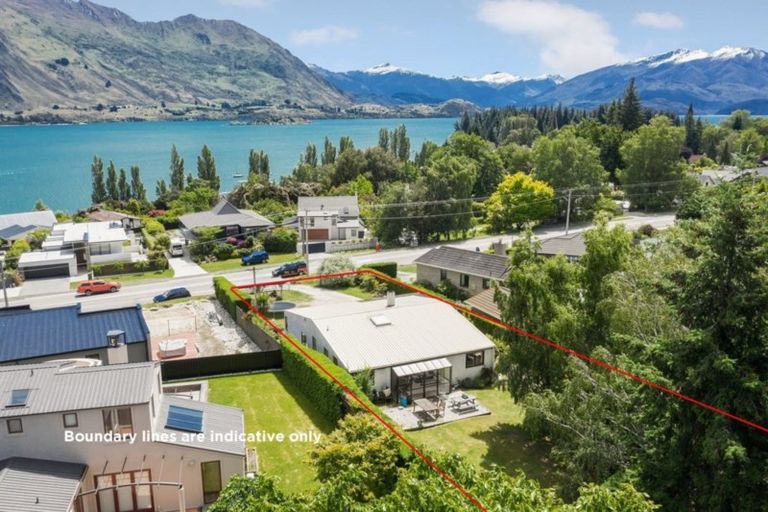 Photo of property in 27 Beacon Point Road, Wanaka, 9305