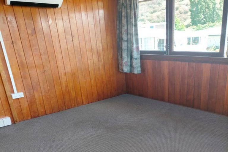 Photo of property in 24 Jedburgh Street, Tokoroa, 3420