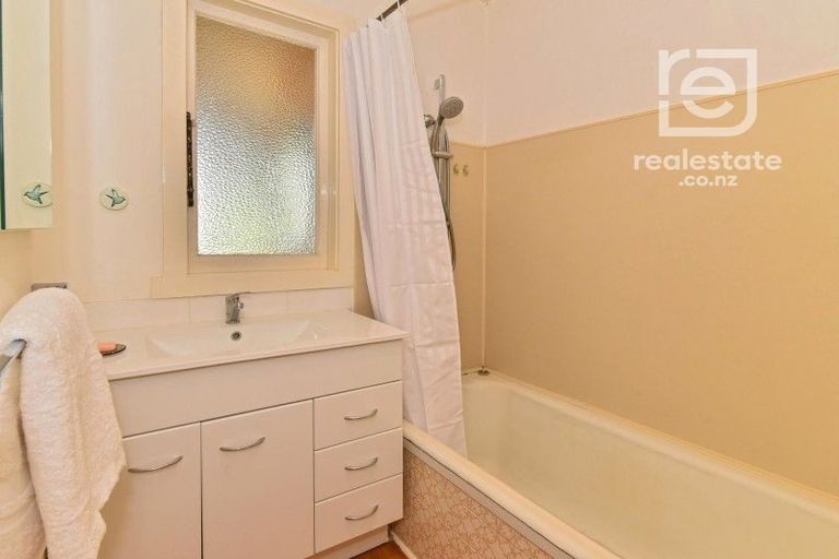 Photo of property in 3 Peverill Crescent, Papatoetoe, Auckland, 2025