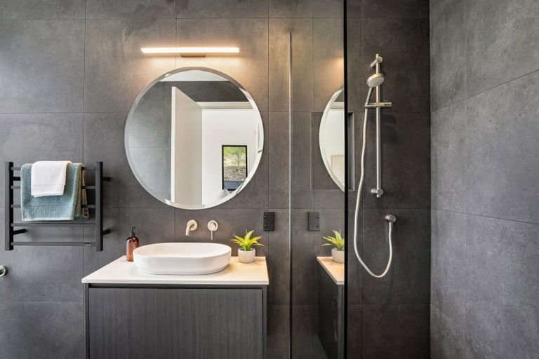 Photo of property in 7 Mckenzies Shute, Jacks Point, Queenstown, 9371