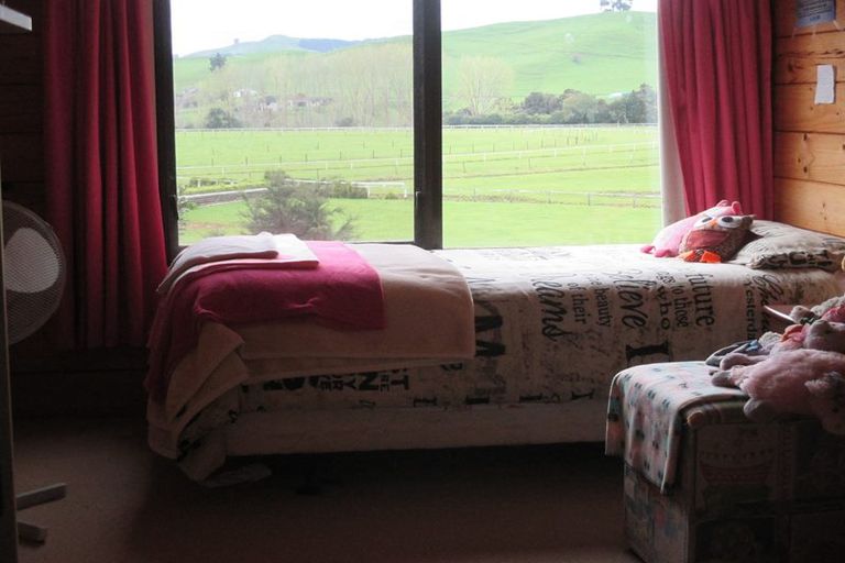 Photo of property in 1 Logan Road, Paeroa, 3600