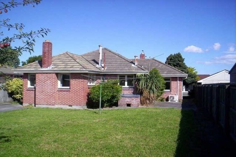Photo of property in 439 Innes Road, Mairehau, Christchurch, 8052
