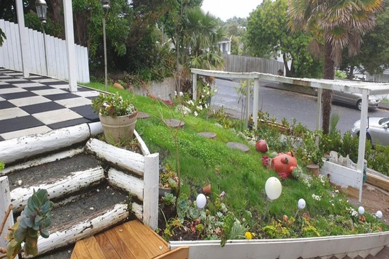 Photo of property in 3 Freya Place, Torbay, Auckland, 0630