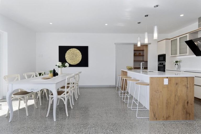 Photo of property in 164 Waitaha Road, Welcome Bay, Tauranga, 3112