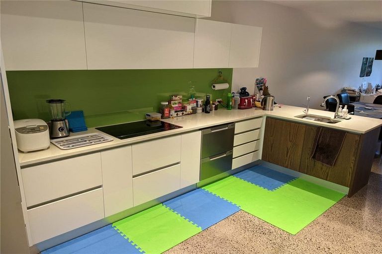 Photo of property in 28 Hastings Street, Hobsonville, Auckland, 0616