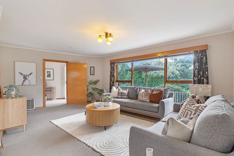 Photo of property in 12 Lomax Place, Islington, Christchurch, 8042