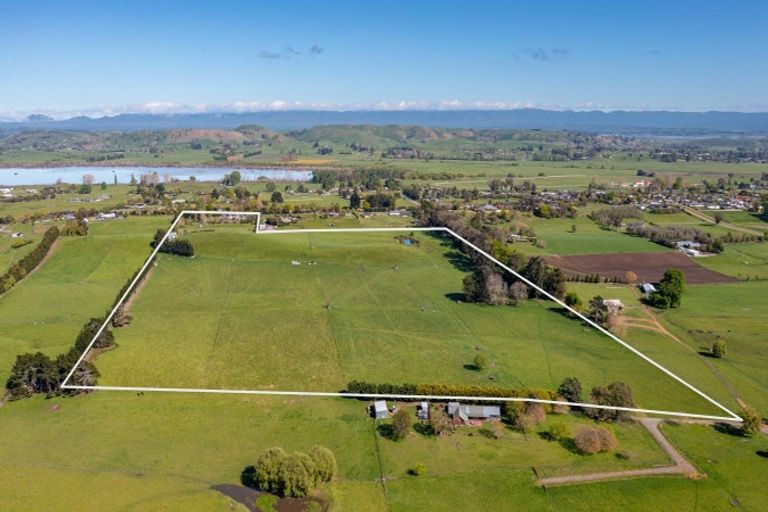 Photo of property in 295 Porangahau Road, Waipukurau, 4282