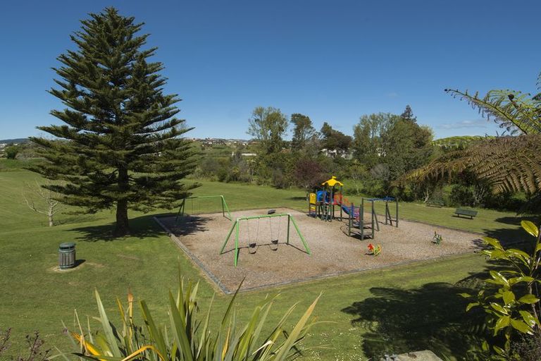 Photo of property in 181 Windermere Drive, Poike, Tauranga, 3112