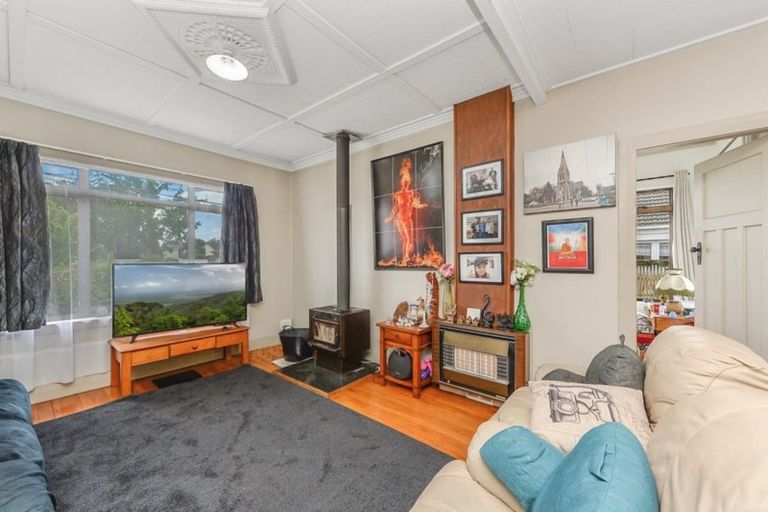 Photo of property in 29 Storey Avenue, Forest Lake, Hamilton, 3200