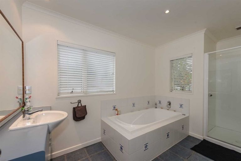 Photo of property in 6 Keswick Crescent, Huntington, Hamilton, 3210