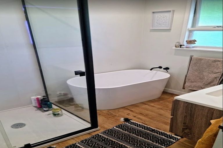 Photo of property in 1/64a Paparoa Street, Papanui, Christchurch, 8053