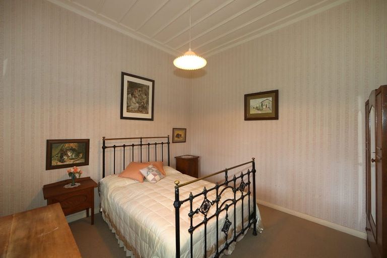 Photo of property in 82 Tollemache Road East, Longlands, Hastings, 4122