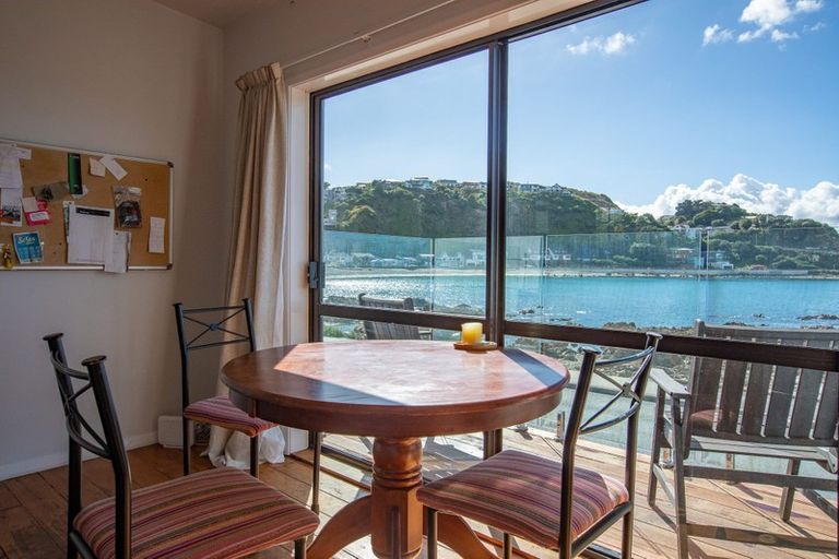 Photo of property in 90 Owhiro Bay Parade, Owhiro Bay, Wellington, 6023