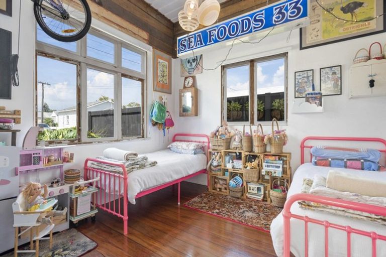 Photo of property in 163 Lemon Street, Strandon, New Plymouth, 4312