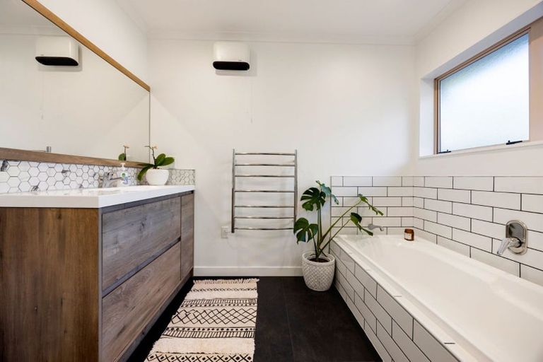 Photo of property in 13 Canaandale Drive, Flagstaff, Hamilton, 3210