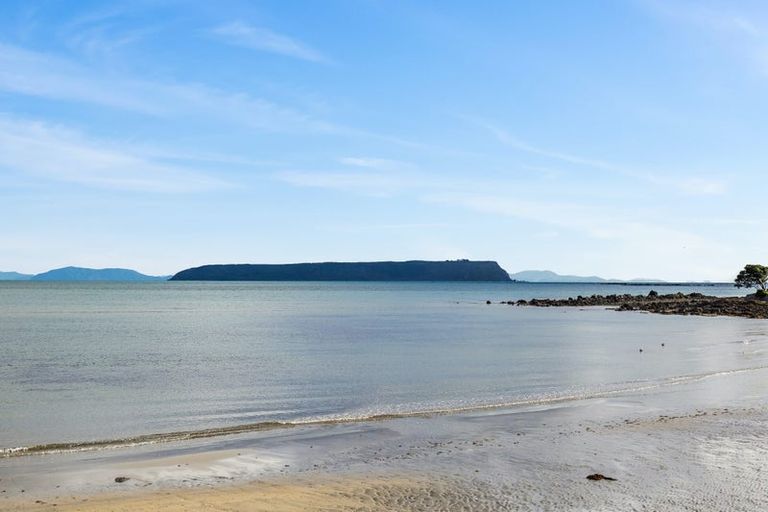 Photo of property in 22a Steyne Avenue, Plimmerton, Porirua, 5026